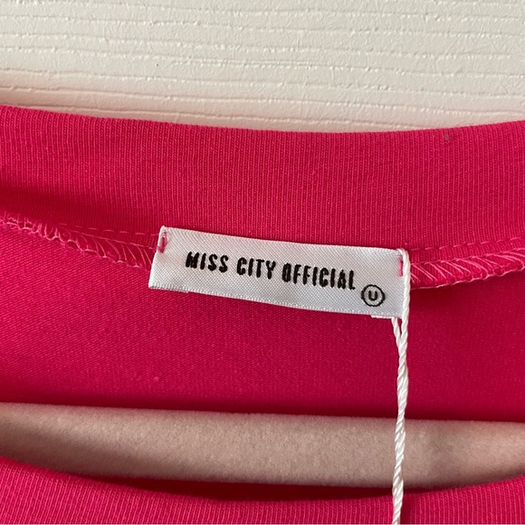 Pink asymmetric top  size M  by  miss city official - Picture 6 of 7